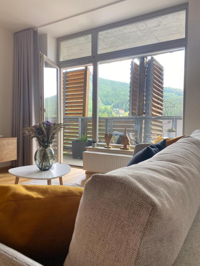 Luxusni Apartman U Sjezdovek S Garazi Гаррахов Экстерьер фото